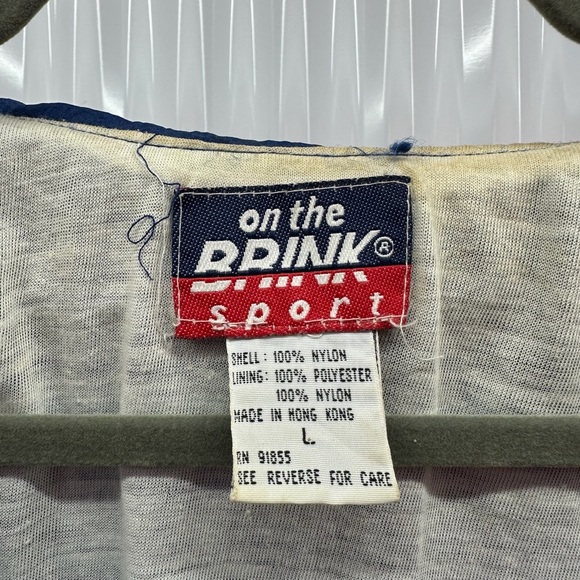 Vintage On The Brink Sport Windbreaker - Picture 5 of 5
